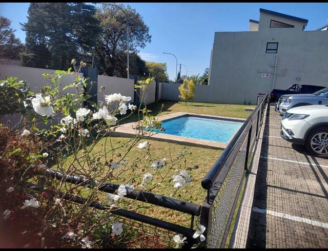 3 BEDROOM APARTMENT FOR SALE IN MORNINGHILL